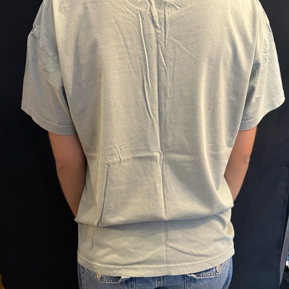 7 For All Mankind Gray T-Shirt - Picture 2 of 3